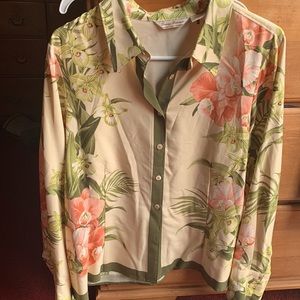 Silk floral Tommy Bahamas skirt set. Worn once for an event. Elegant, like new.